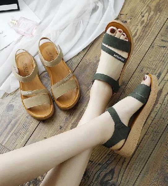 신발 샌들 미끄럼 방지 소프트 바닥 여름 여성신발 이미지/